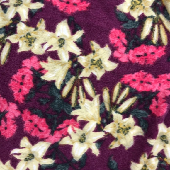 LuLaRoe Floral Print Leggings, One Size - Picture 7 of 7